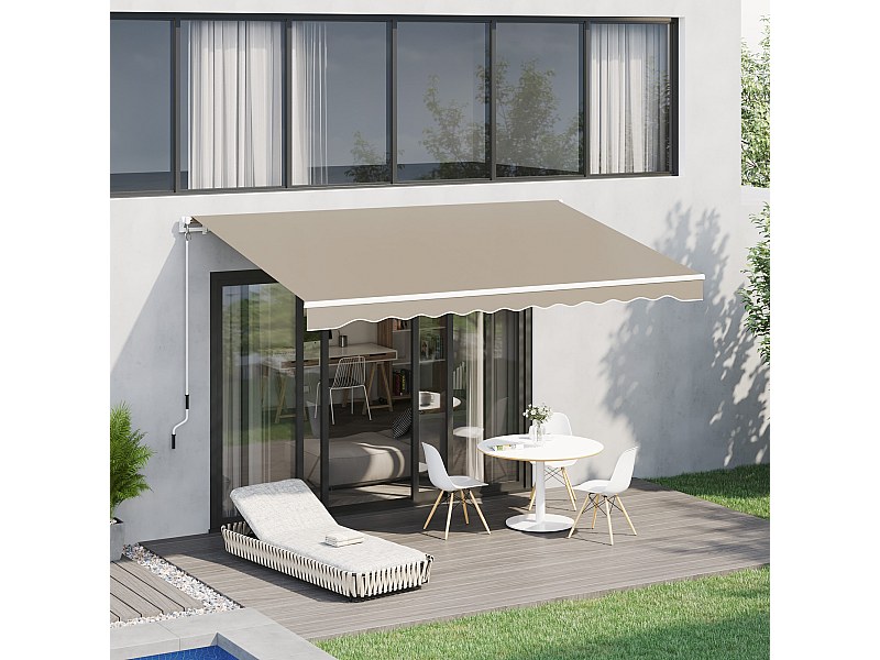 Store banne manuel beige Vente-Unique 4 x 2,5 m installé au-dessus d'une terrasse